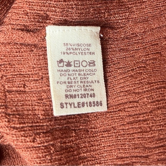 Mystree Rust Lettuce Leaf Mock Neck Sweater Size S - Picture 7 of 9
